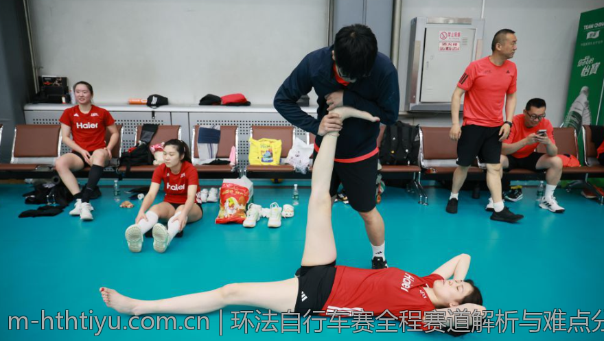 欧冠赛场上的团队协作与默契培养
